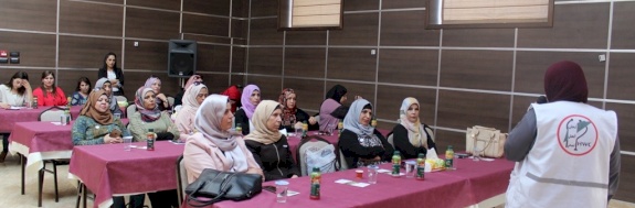 غرفة تجارة وصناعة محافظة بيت لحم تعقد ورشة عمل تثقيفية بعنوان الوقاية من سرطان الثدي
