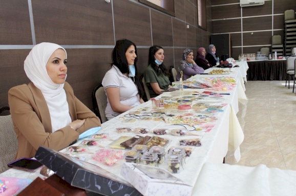 غرفة تجارة و صناعة محافظة بيت لحم تعقد لقاء تعاونيا مع مديرية التربية و التعليم
