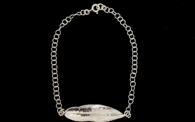Silver Bracelet with 1 Leave